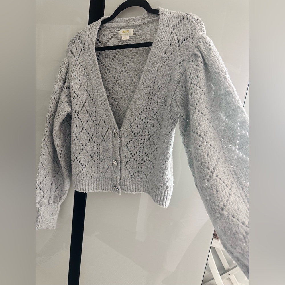 Anthropologie Light Gray Knit Cardigan💙